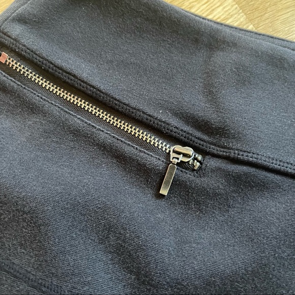 Athleta Strata Ponte skirt - black - Picture 3 of 6